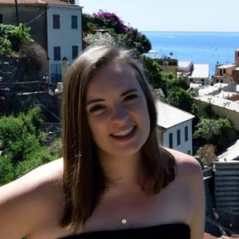 Meet your Posher, Maddie